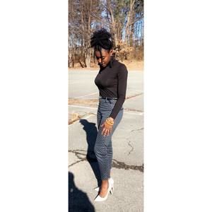 Meet your Posher, Hannah